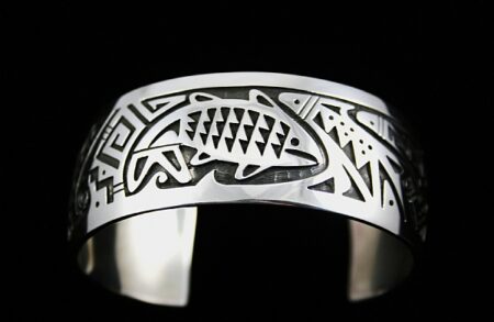 Chalmers Day Swimming Fish Design Overlay Bracelet