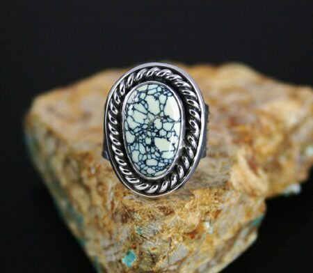 Leonard Nez Rare High Grade New Lander Spiderweb Variscite Ring