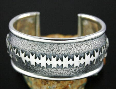 Alfred Joe Navajo Rug Pattern Design Overlay Bracelet