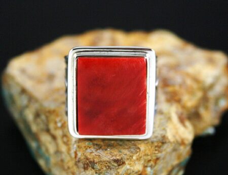 Tommy Jackson Gem Grade Spiny Oyster Ring