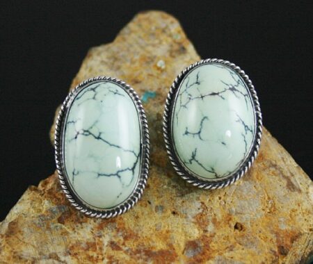 Geneva Apachito Rare High Grade Colorback Varascite Clip Earrings