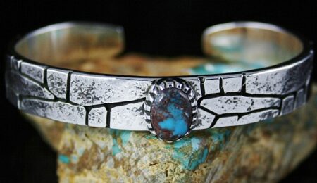 Kee Yazzie Rare High Grade Bisbee Turquoise Chaco Canyon Design Overlay Bracelet