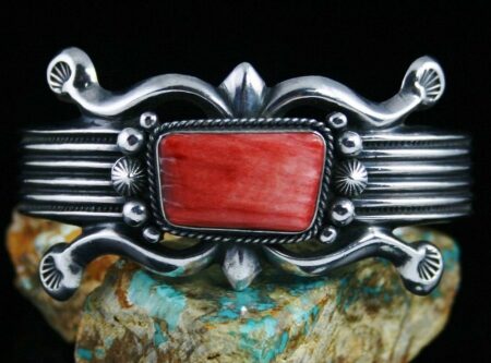 Vintage Harrison Bitsui Spiny Oyster Shell Bracelet
