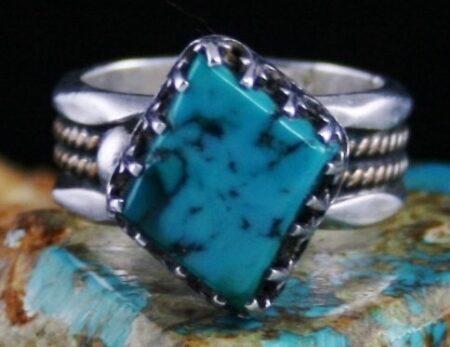 Vintage Gold and Silver Raised Turquoise Ring