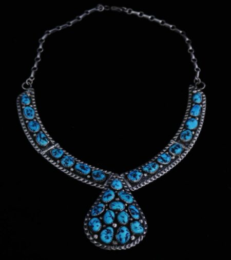 Circa 1970s Kingman Turquoise Nugget Necklace